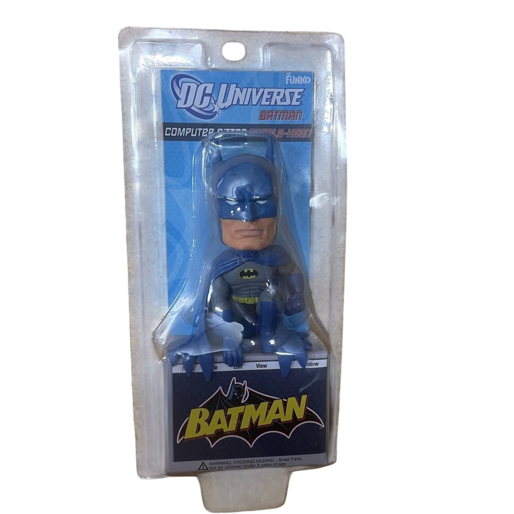 DC Universe Batman Computer Sitter Bobblehead Nodder by Funko SDCC Exclusive